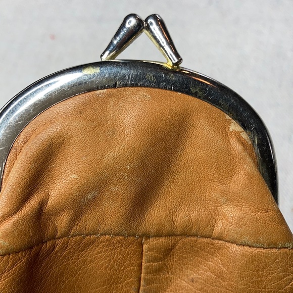 Vintage Leather Coin Purse - Picture 6 of 8